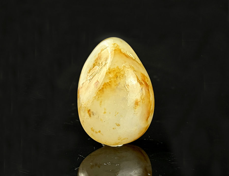 和田玉8000年文化底蕴，为什么身价干不过400年的翡翠？