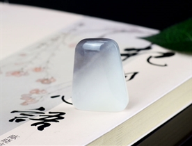 和田玉素面平安牌挂件吊坠烟青玉挂件吊坠平安无事