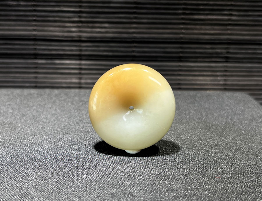十年价值翻涌，和田玉如何成为硬通货？